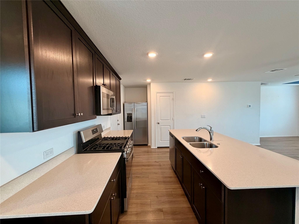 7316 Sparkling Light Dr - Photo 4