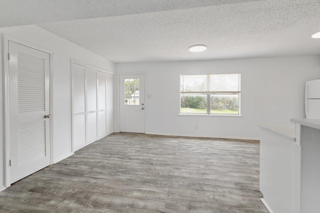 5211 Thunderbird St - Photo 4