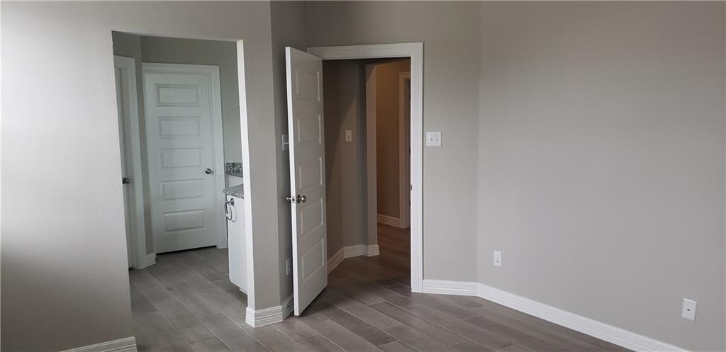 100 Everett Ct - Photo 6