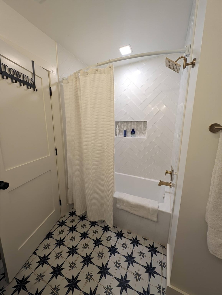 306 Deer Creek Cir - Photo 18