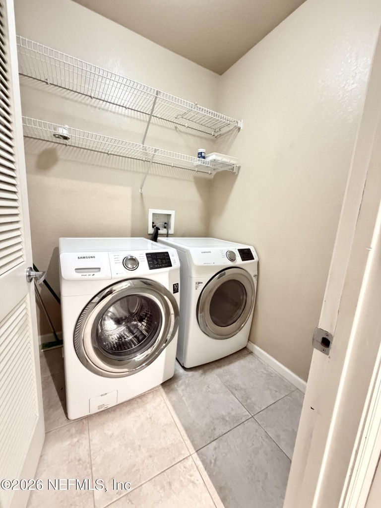 8539 Gate Parkway W - Photo 23