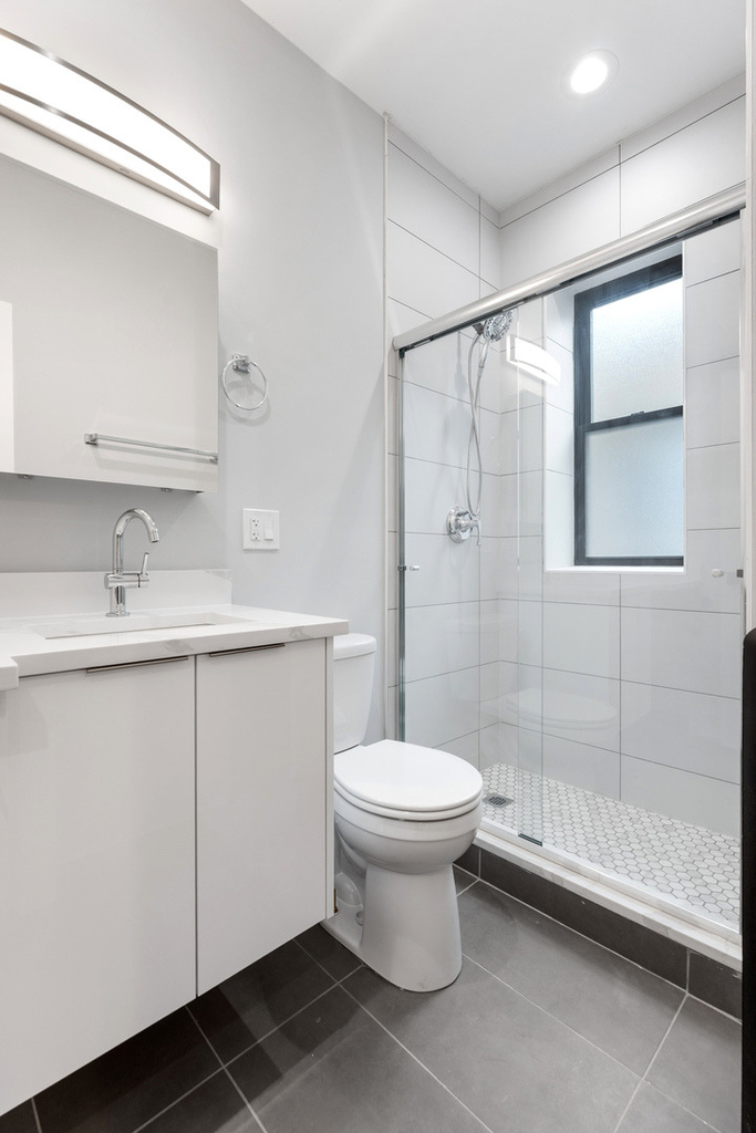1546 W Jonquil Terrace - Photo 4