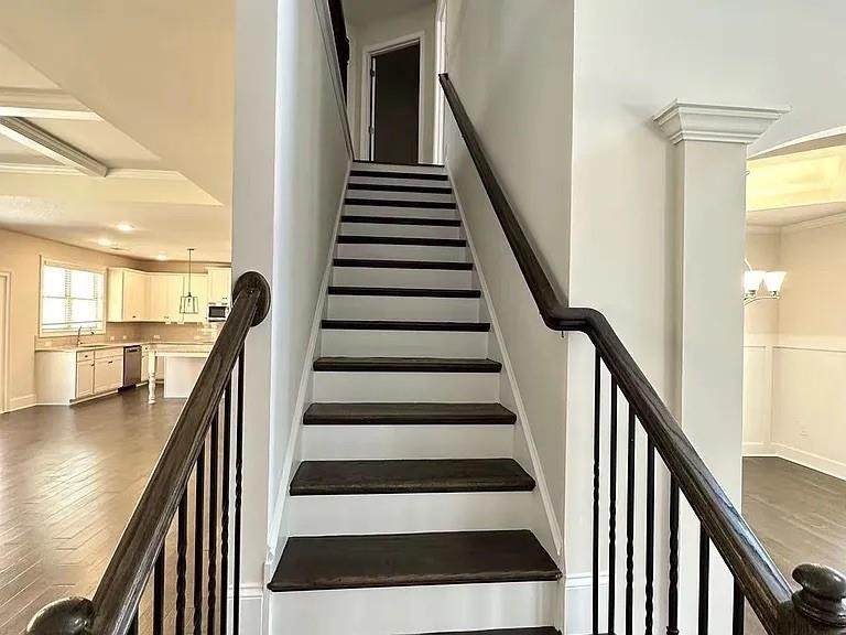 1850 Silver Crest Way - Photo 11