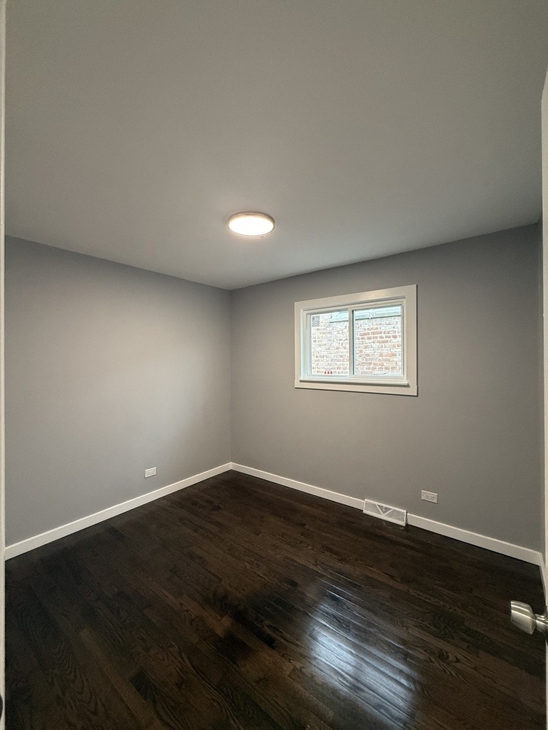 7732 Lotus Avenue - Photo 4