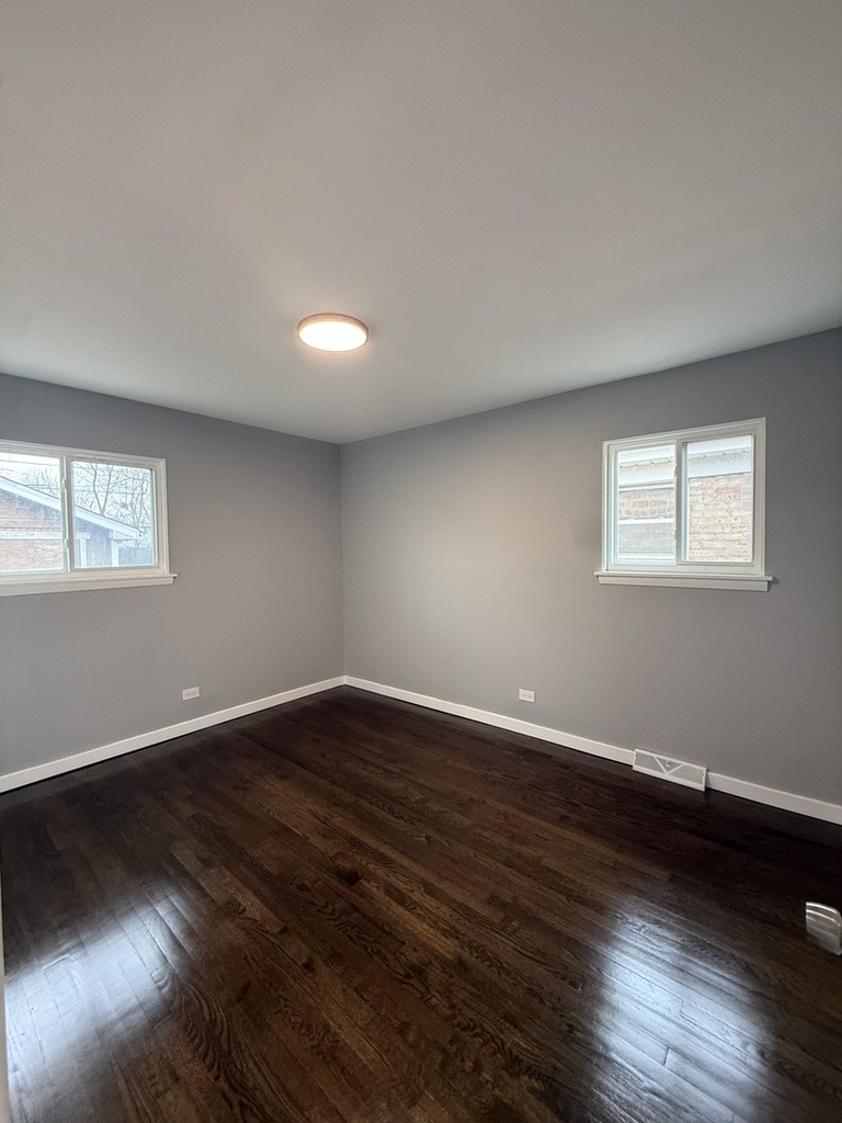 7732 Lotus Avenue - Photo 6