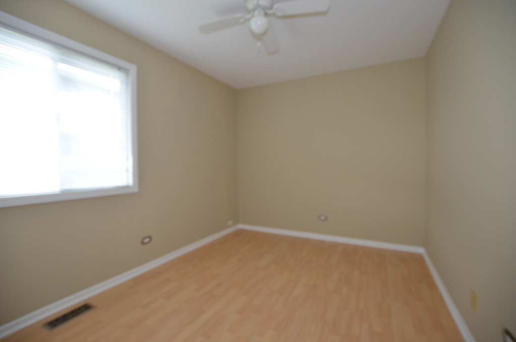 387 Amy Court - Photo 15