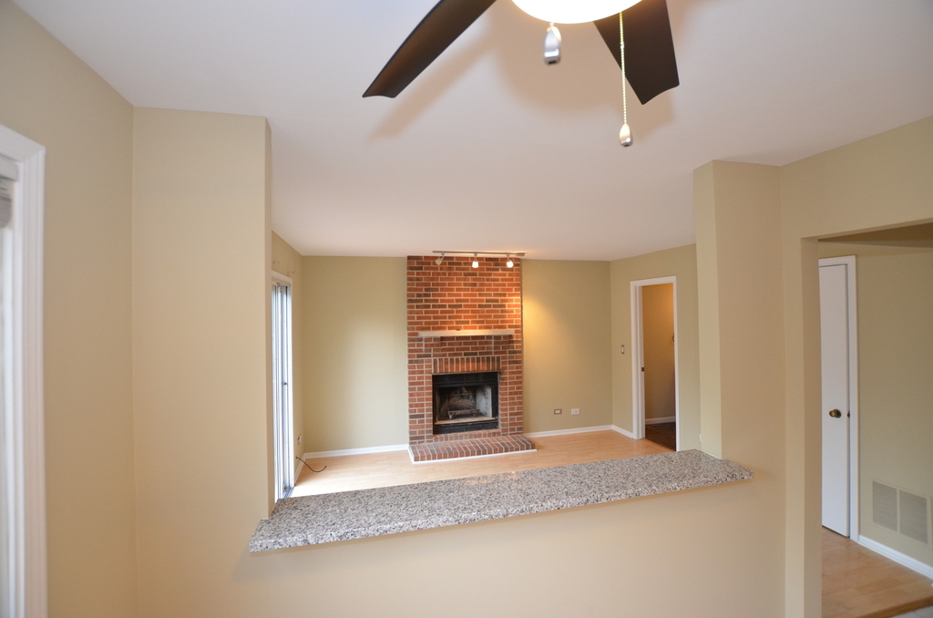 387 Amy Court - Photo 4