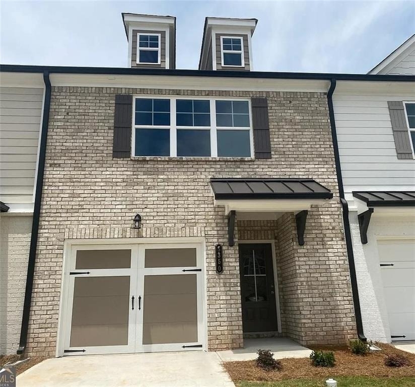5350 Fox Den Road - Photo 0