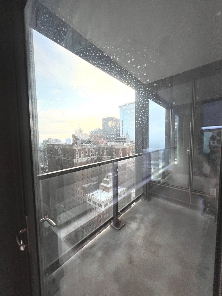 60 E Monroe Street - Photo 22