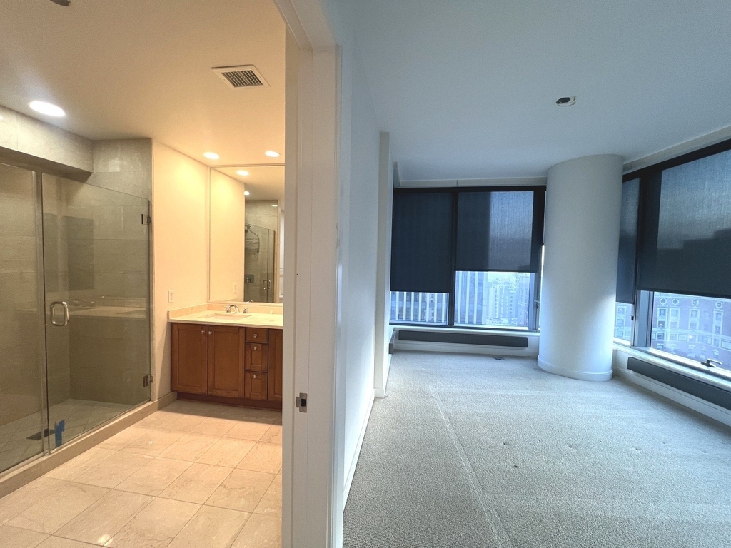 60 E Monroe Street - Photo 12