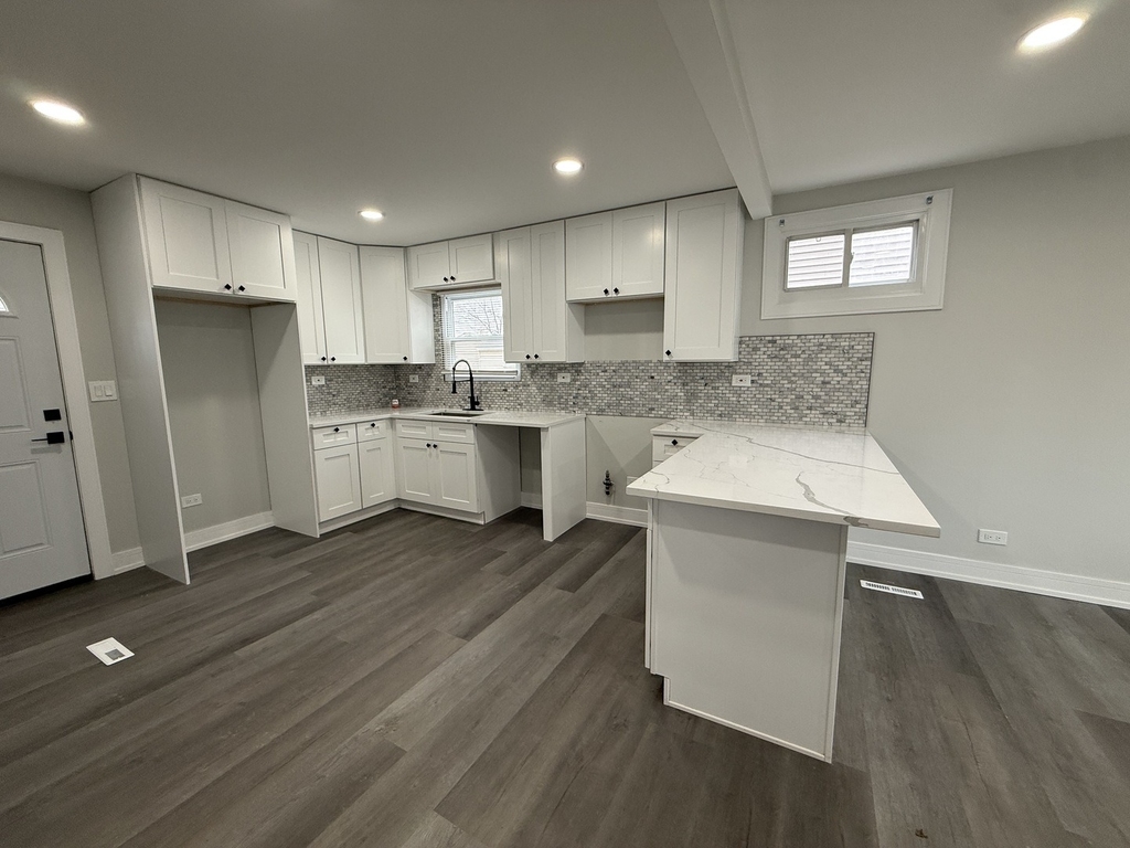 16752 Artesian Avenue - Photo 4