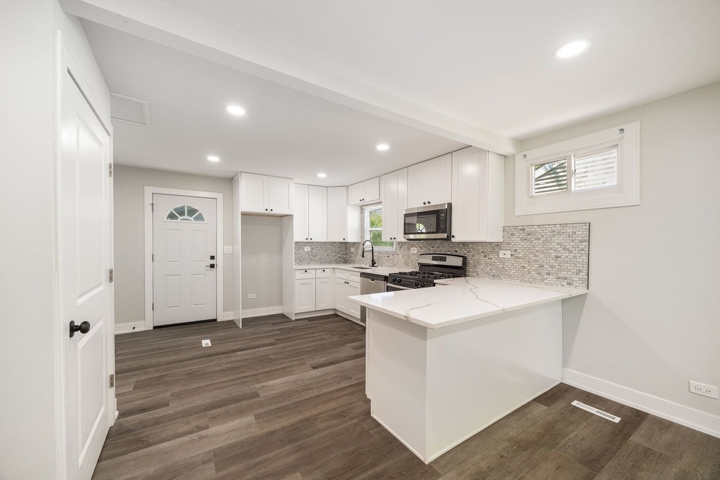 16752 Artesian Avenue - Photo 6