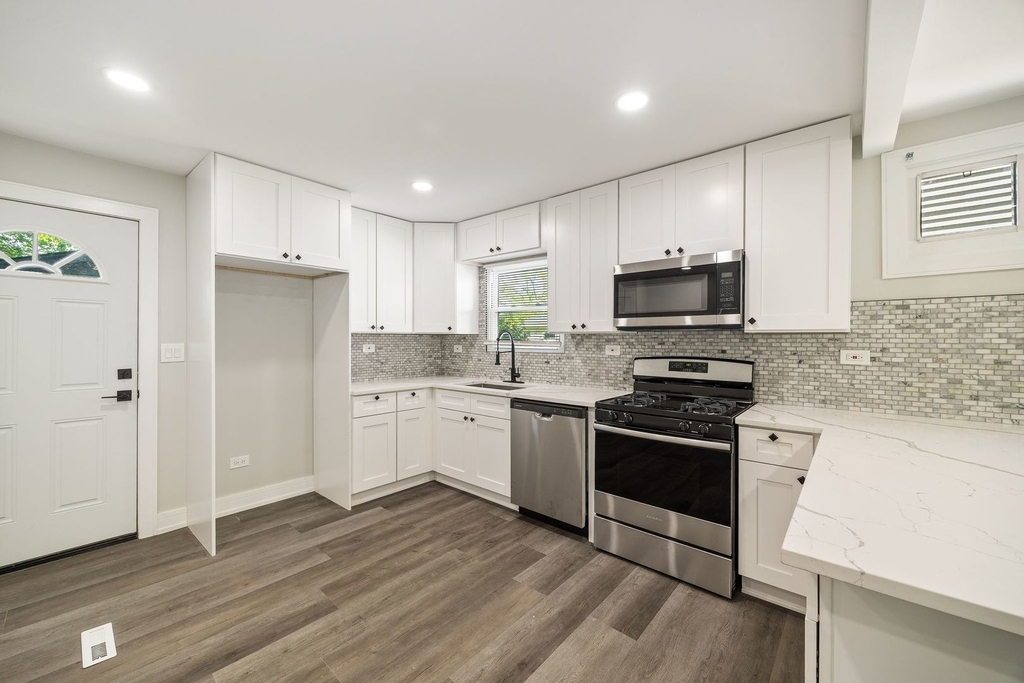 16752 Artesian Avenue - Photo 7