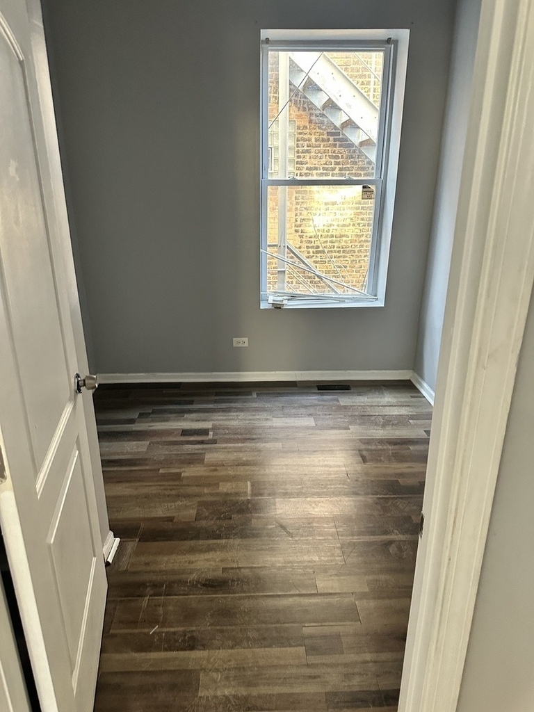 6314 S Artesian Avenue - Photo 8