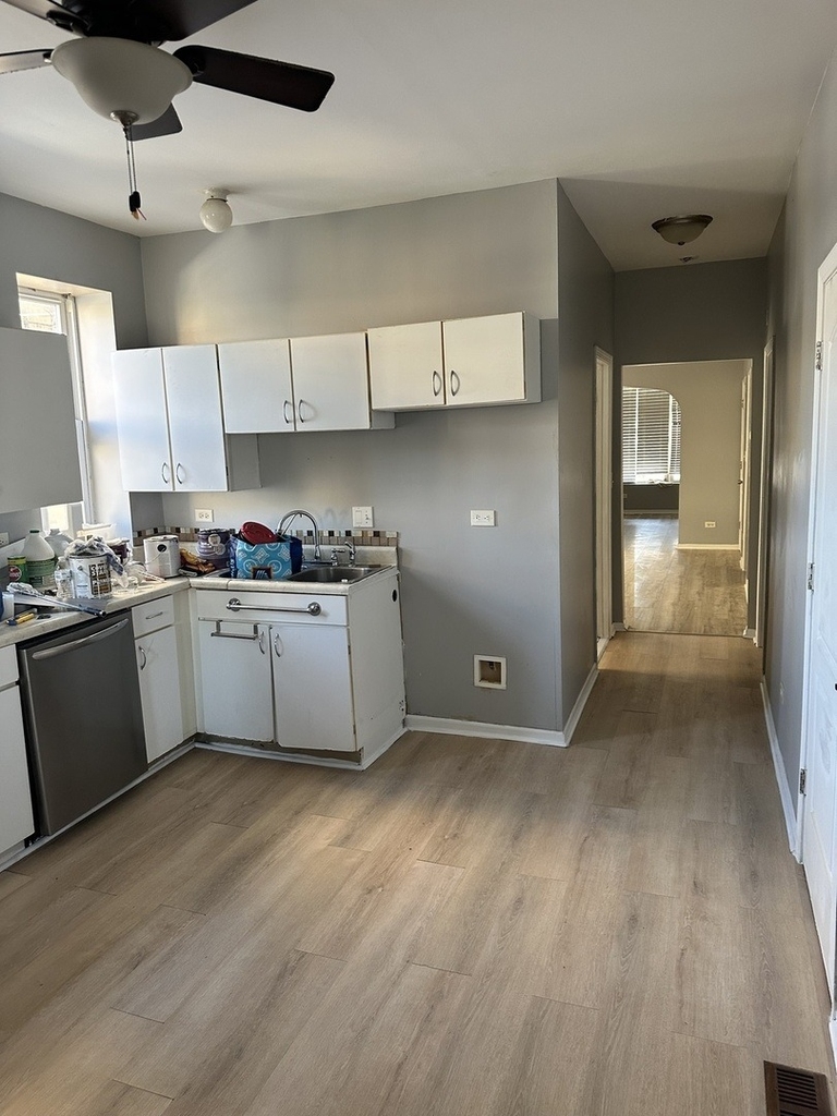6314 S Artesian Avenue - Photo 5
