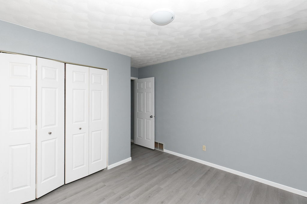 3430 Holiday Court - Photo 12