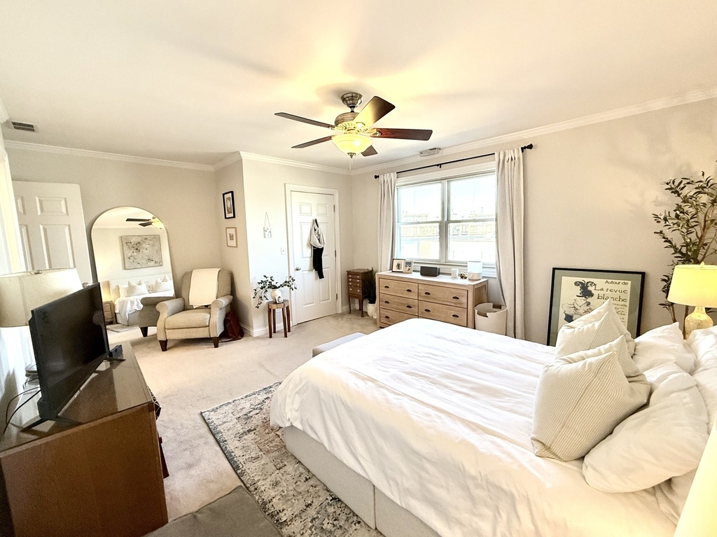 1144 W Roscoe Street - Photo 8