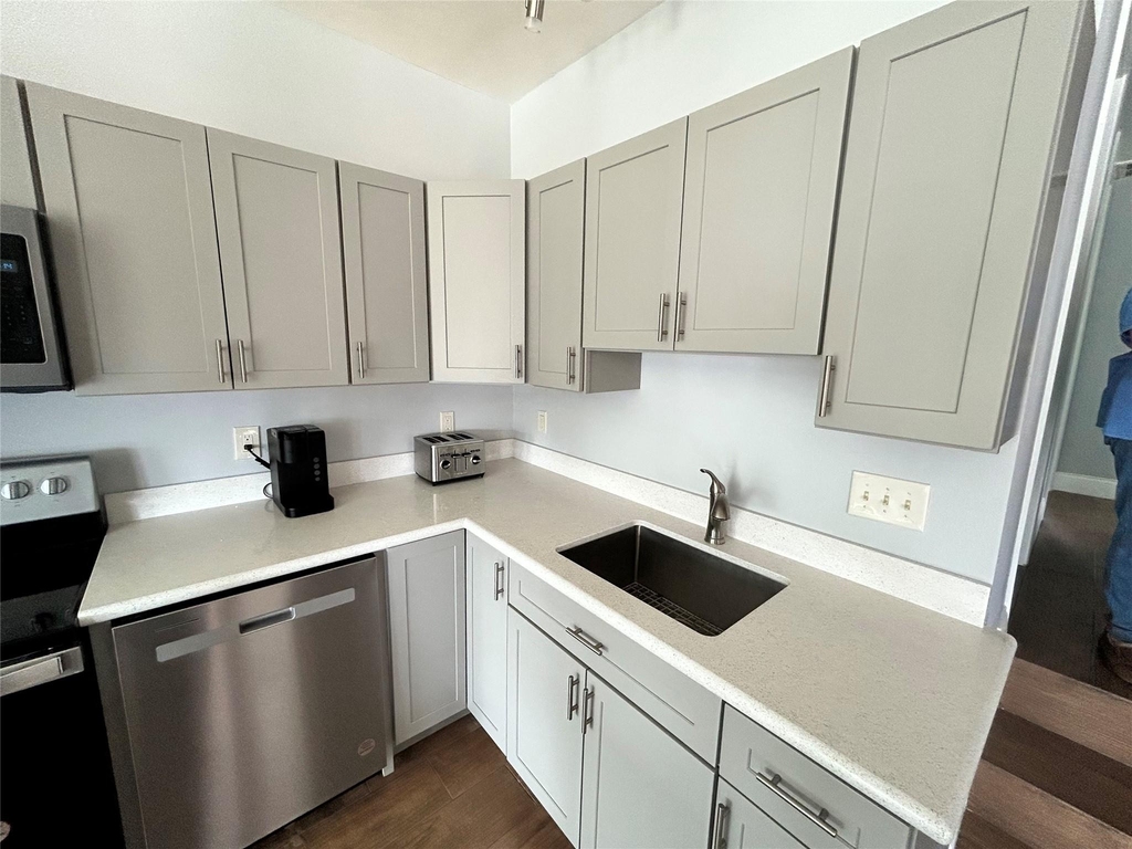 30 Harbour Lane - Photo 8