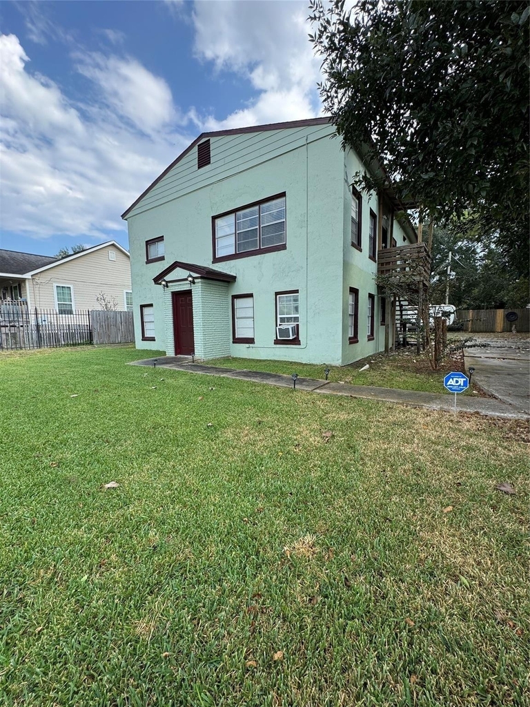2918 46th Street - Photo 1
