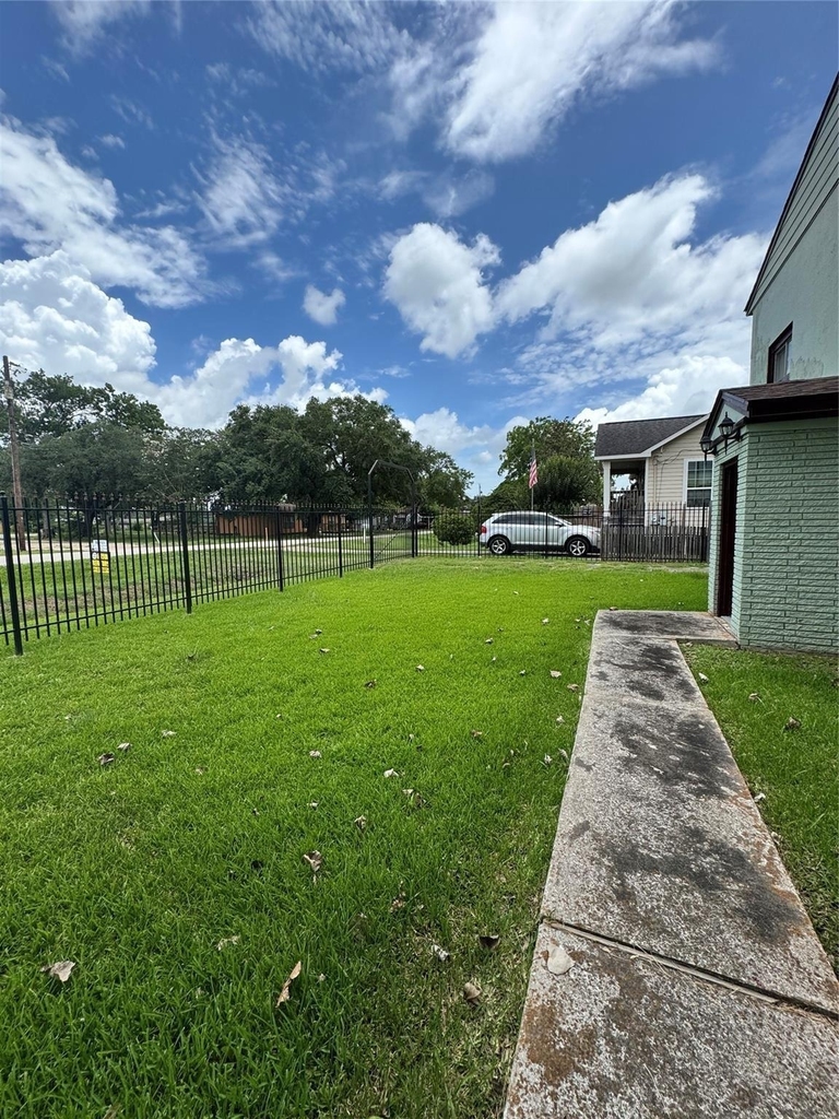 2918 46th Street - Photo 15