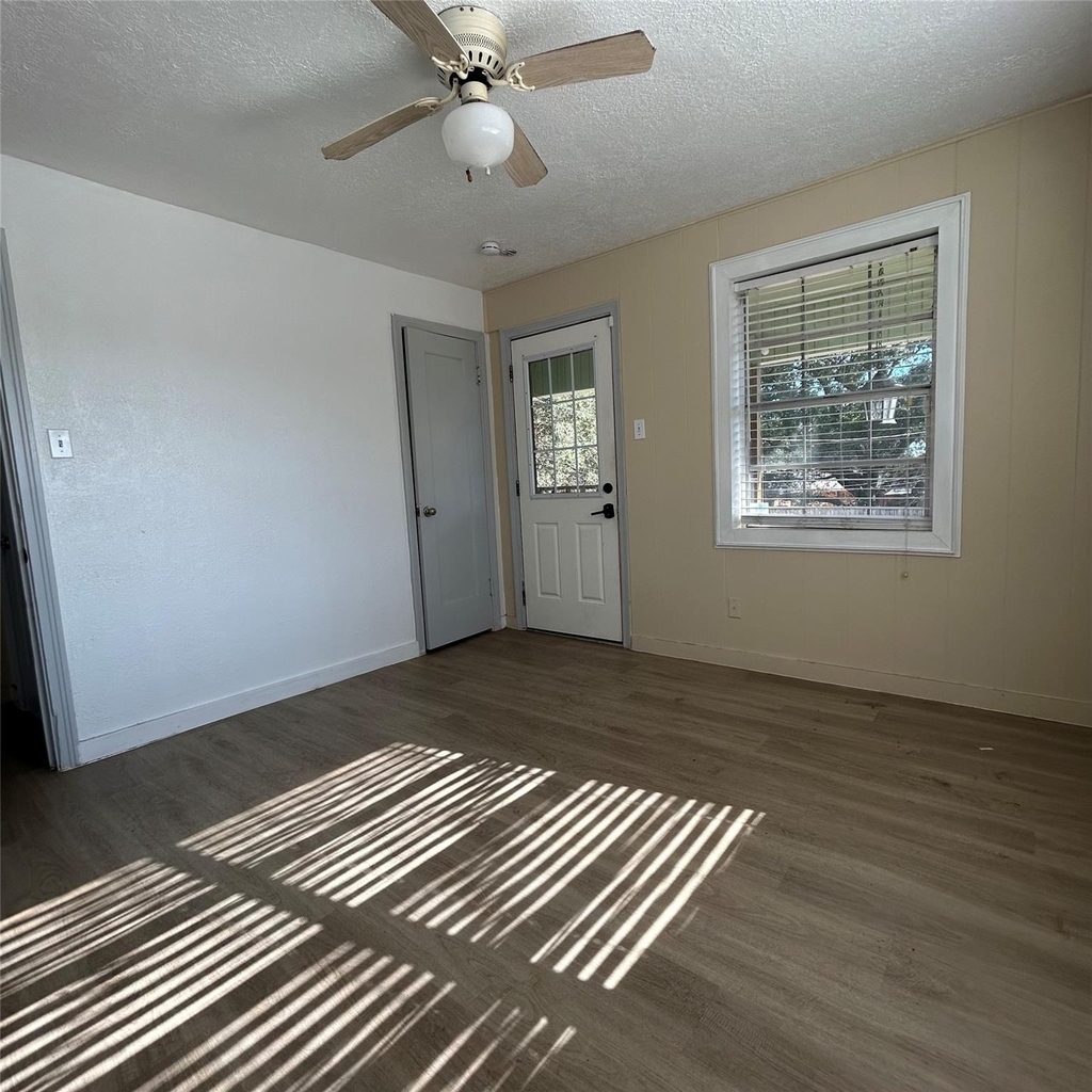 2918 46th Street - Photo 10