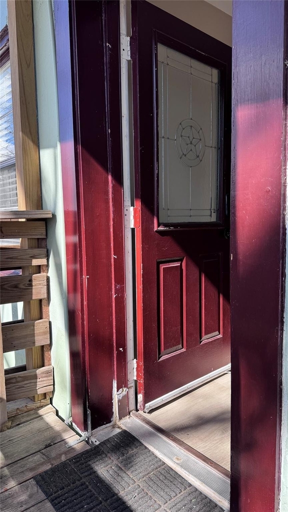 2918 46th Street - Photo 2