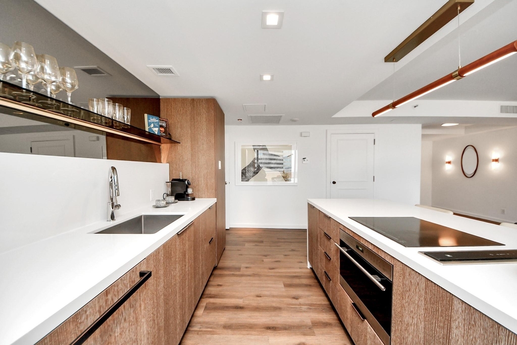 1300 Lamar Street - Photo 11
