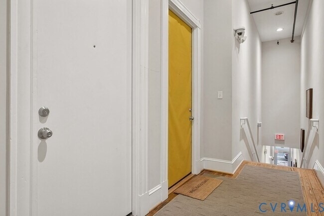 105 E Broad Street - Photo 4