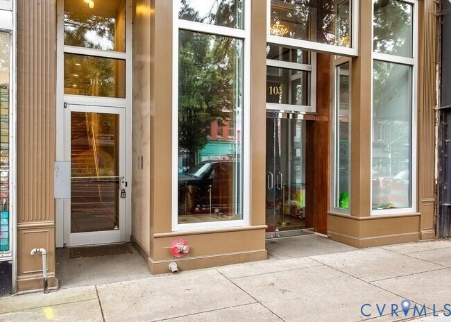 105 E Broad Street - Photo 3
