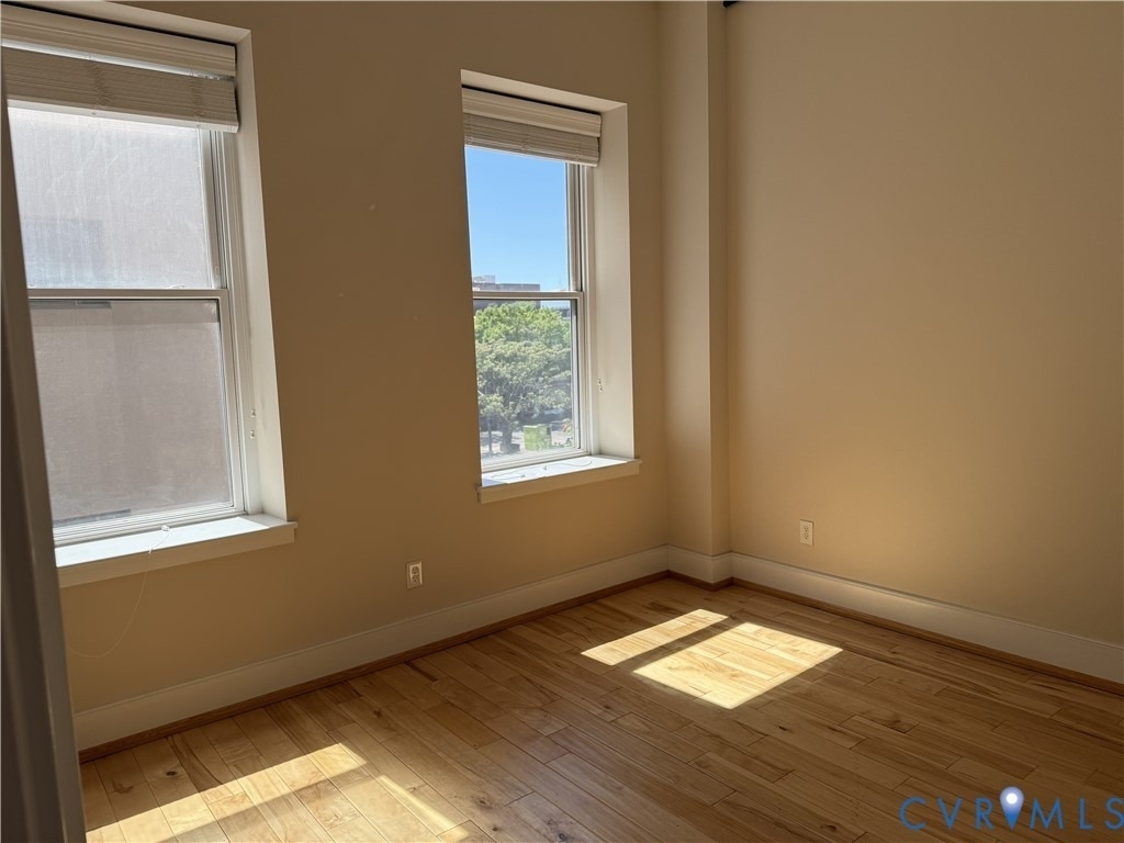 105 E Broad Street - Photo 29