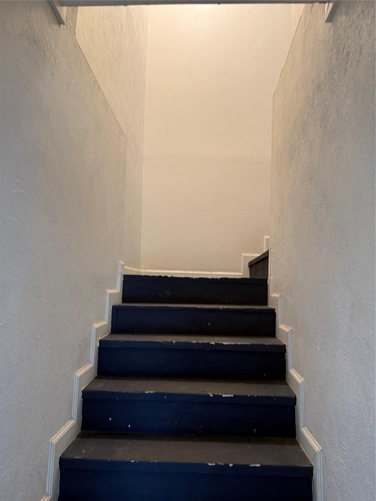 8 Bayvilla Street - Photo 4