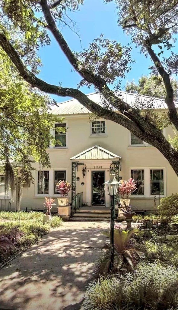 8 Bayvilla Street - Photo 10