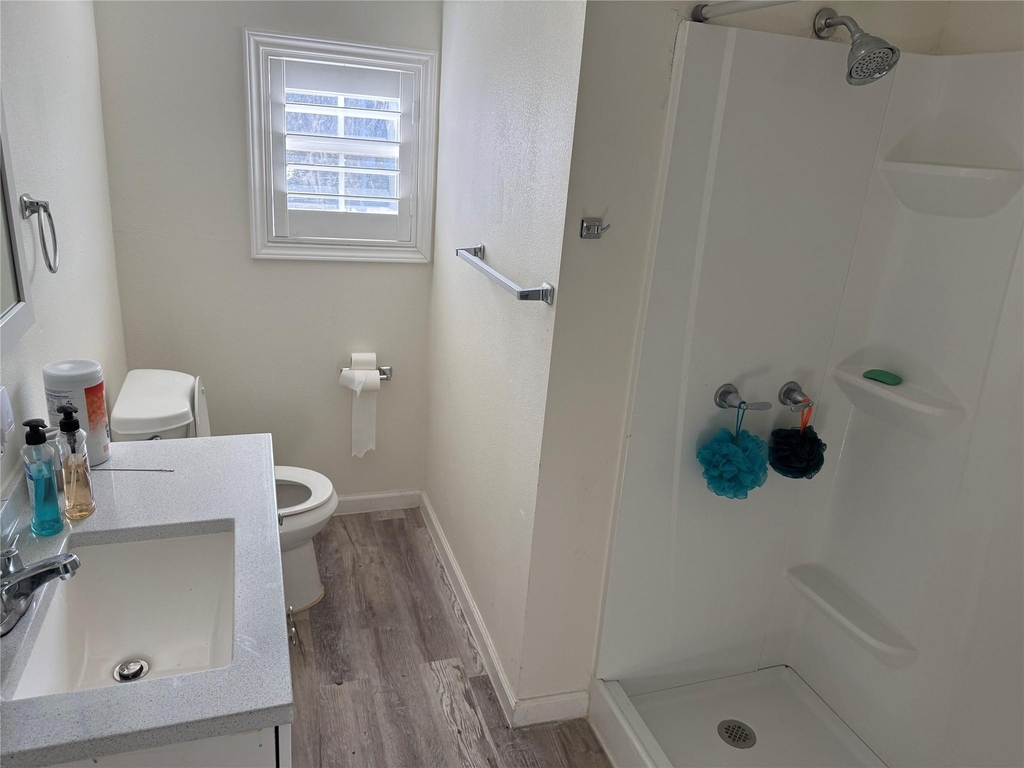 8 Bayvilla Street - Photo 2