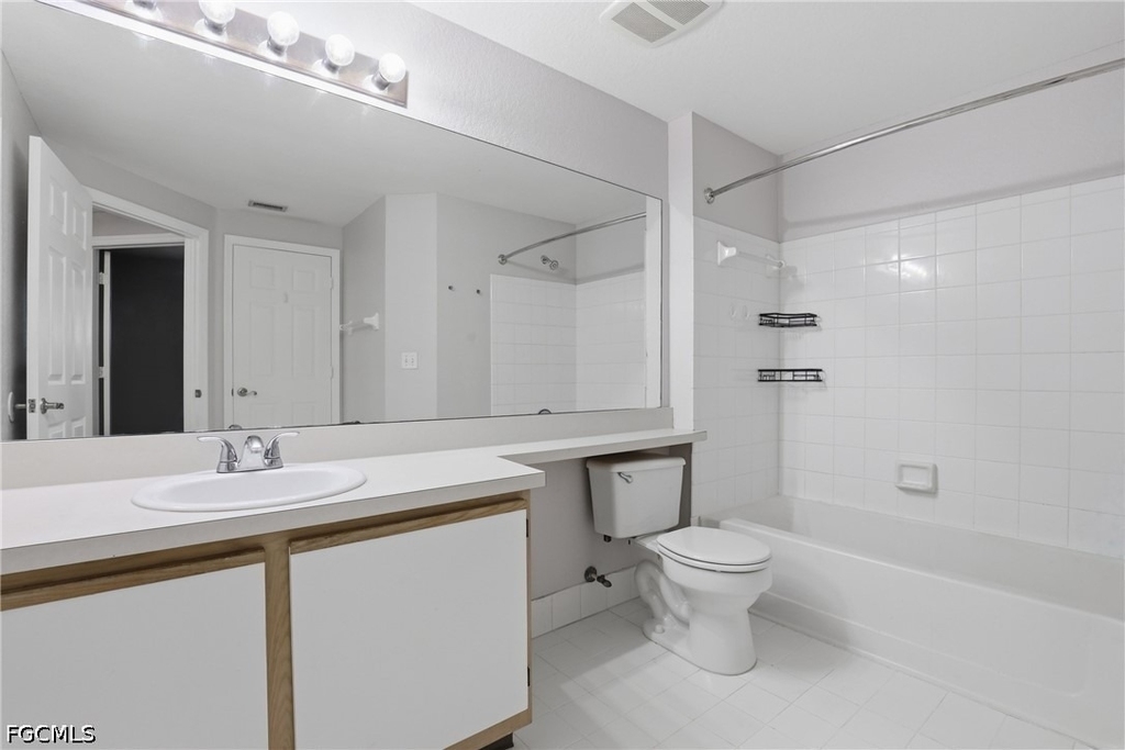 6321 Aragon Way - Photo 18