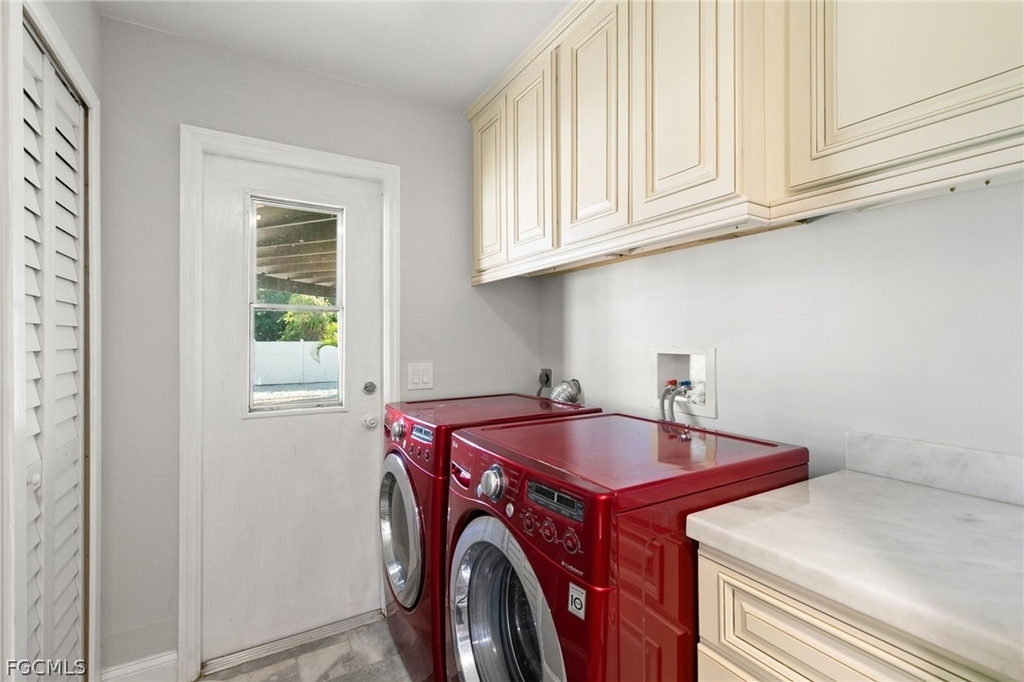 317 3rd Avenue - Photo 21