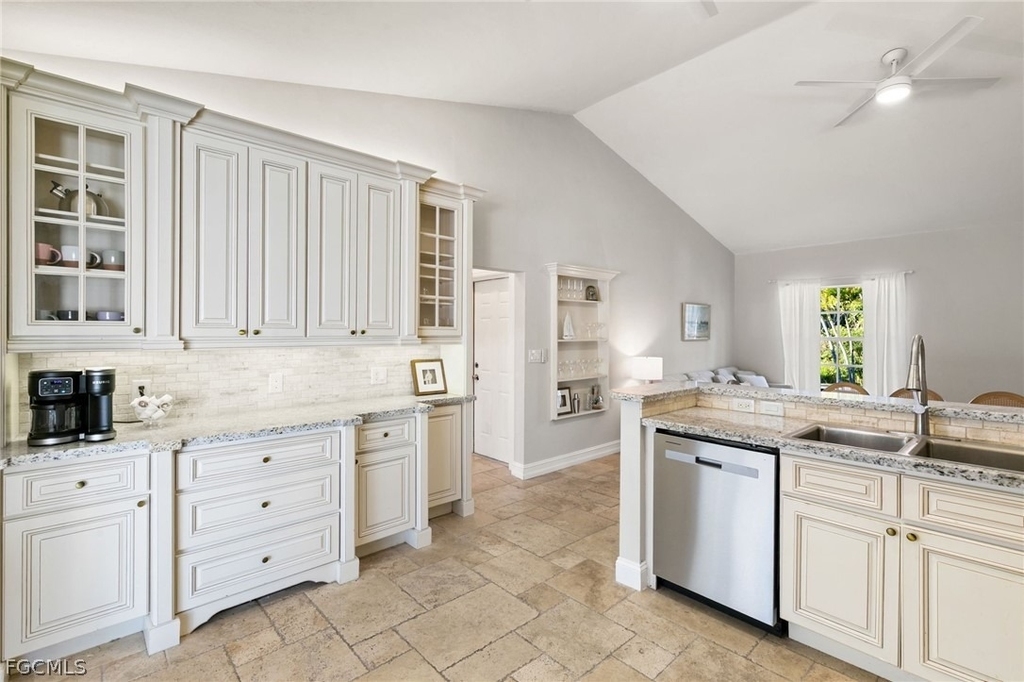 317 3rd Avenue - Photo 9