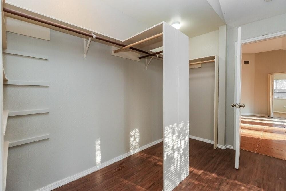 5210 Kristen Court - Photo 11