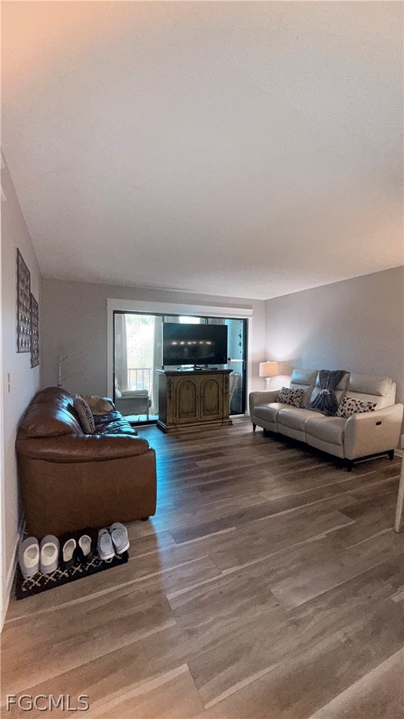 9540 Green Cypress Lane - Photo 4