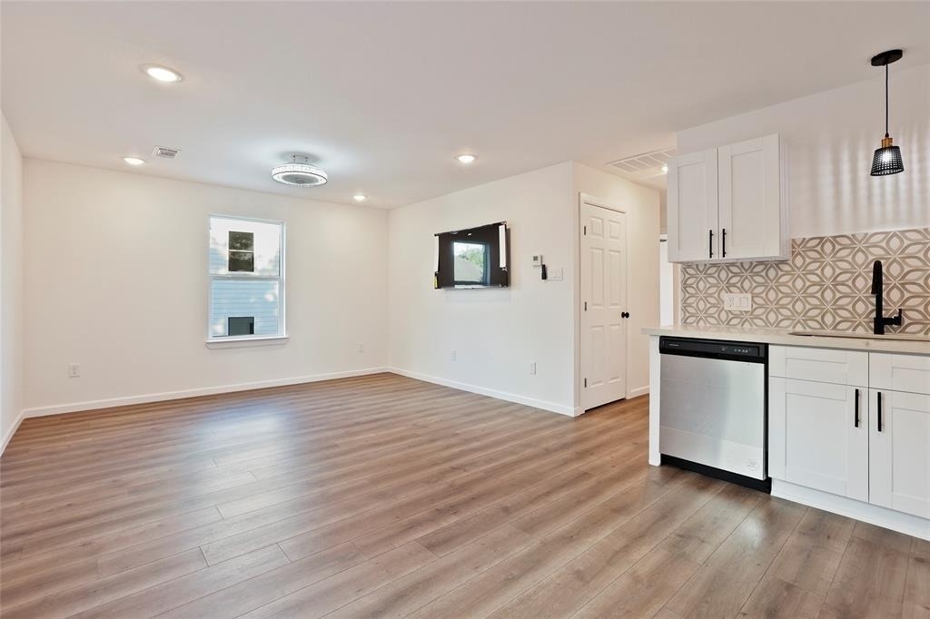 310 Delmar Street - Photo 4