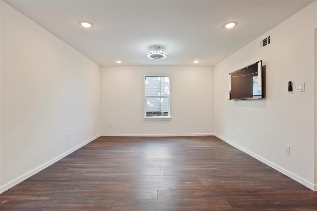 310 Delmar Street - Photo 3