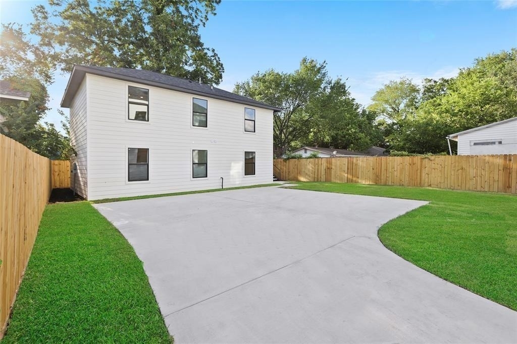 310 Delmar Street - Photo 1