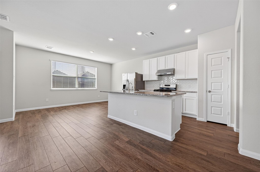 3903 Giorgio Pastel Place - Photo 15