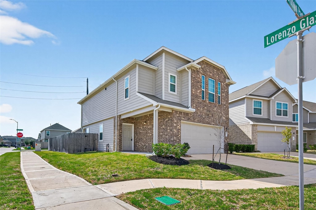 3903 Giorgio Pastel Place - Photo 0