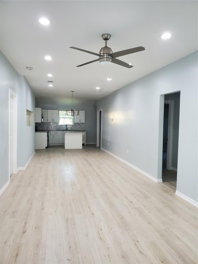 6815 Sidney - Photo 9