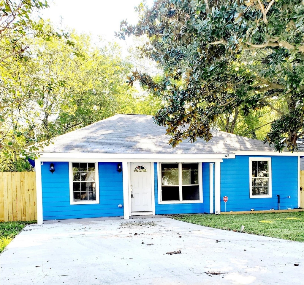 6815 Sidney - Photo 10