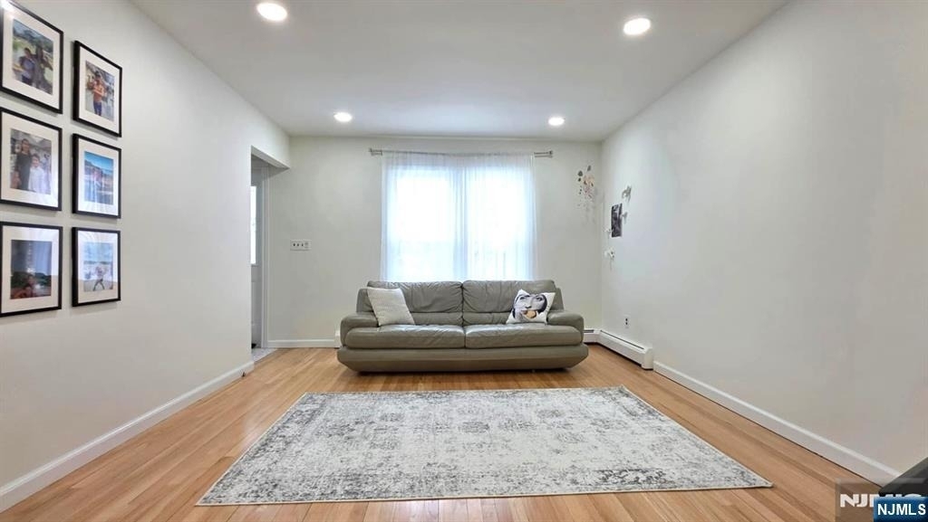 40 Hackensack - Photo 2