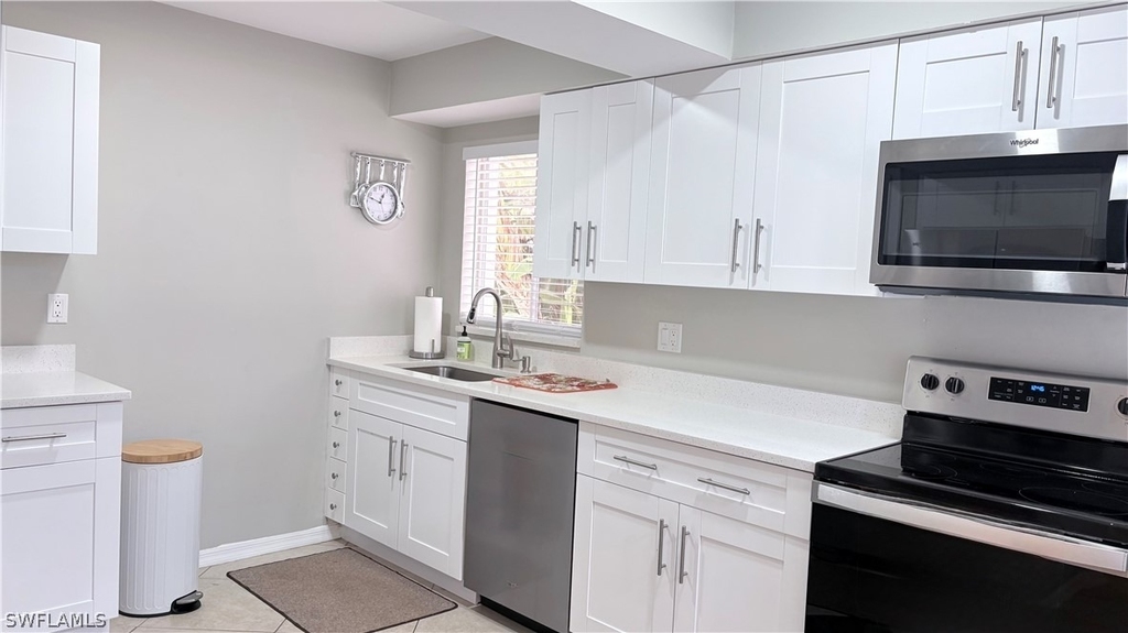 59 Camelot Gardens Boulevard - Photo 7