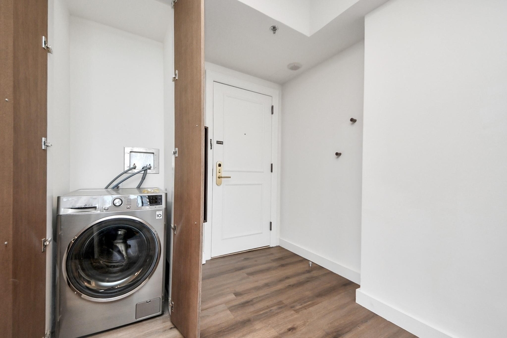 1300 Lamar Street - Photo 32