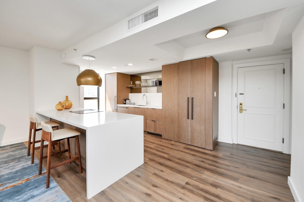 1300 Lamar Street - Photo 7