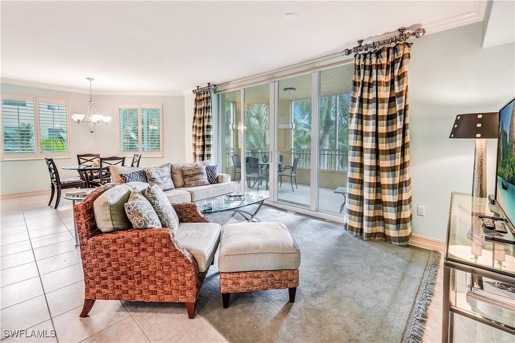 2748 Tiburon Boulevard E - Photo 6